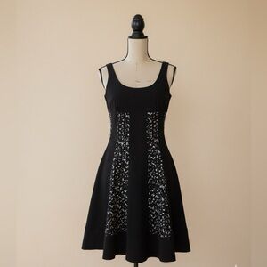 Maggie London fit and flare little black dress cocktail party dress size 8